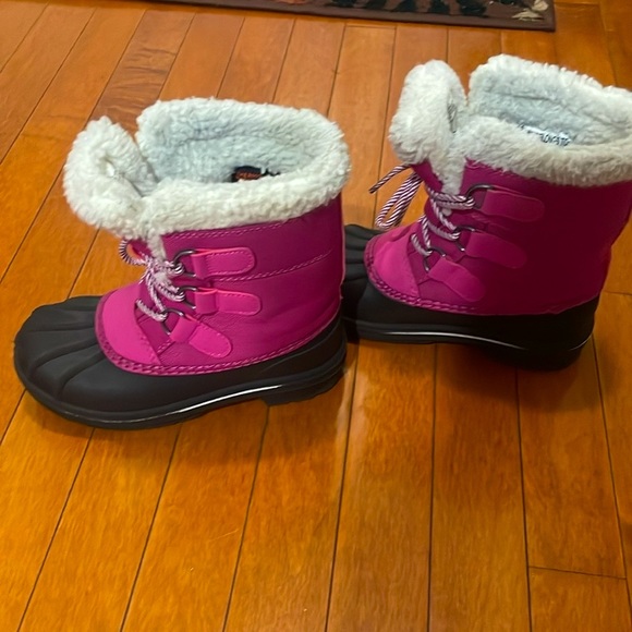 Little Girls Boots - Picture 2 of 5